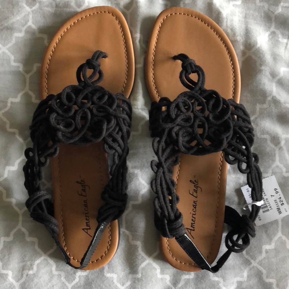 Shaylan sandals